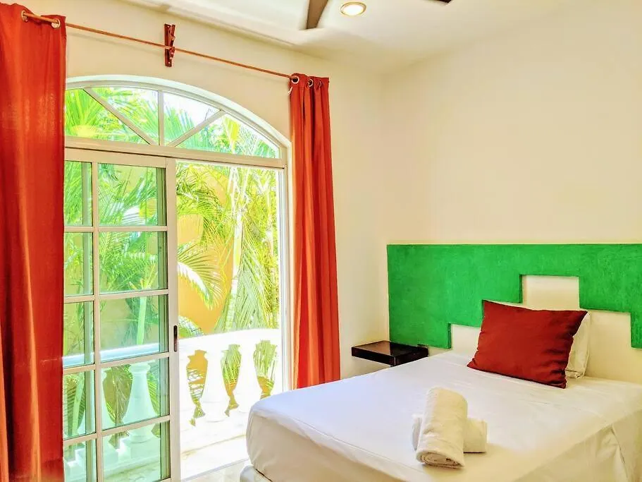 18Br Up To 50Guest Castillos Playacar Walk To Beach And 5Th Ave 1000Mbps Playa del Carmen Vakantiehuis